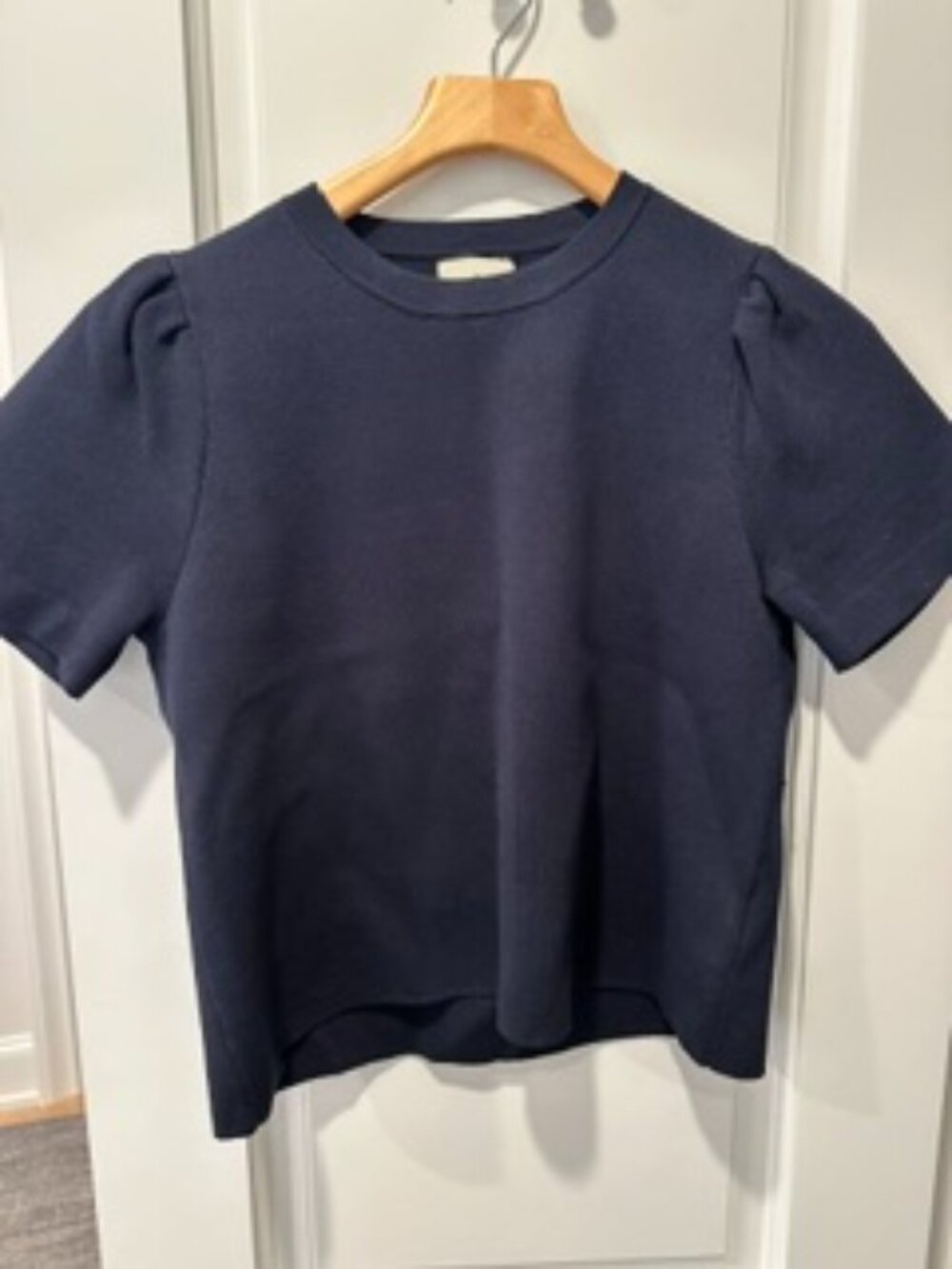 Tuckernuck top